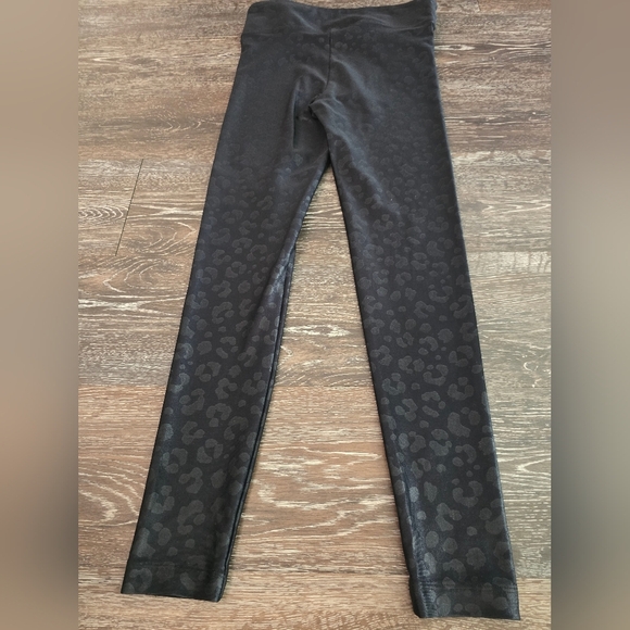 Koral Black Leggings with High Waist and Sparkly Design - Picture 2 of 9